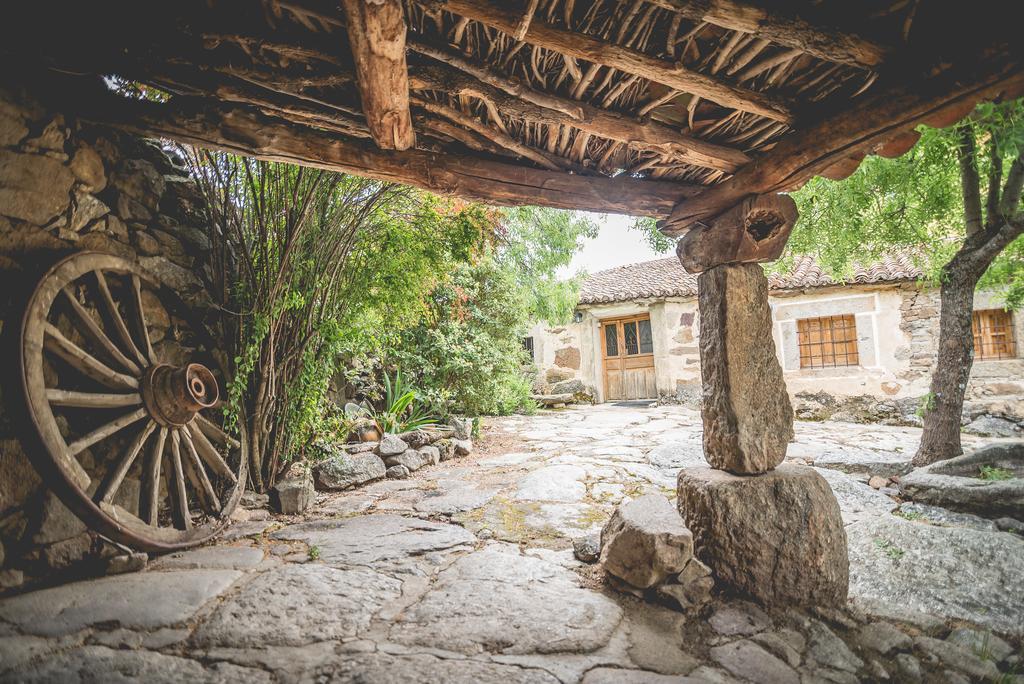 Casas Rurales Lalo Y Chelo La Aldehuela Exterior photo